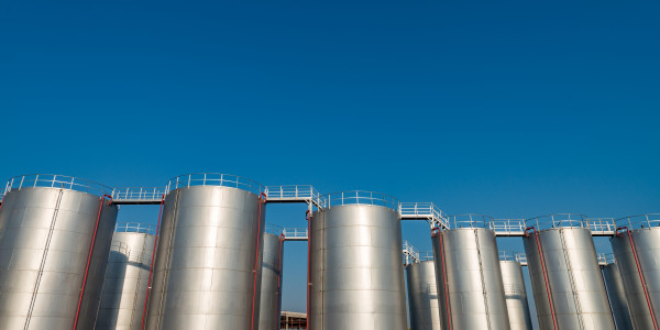 Caldereros · Calderería · Calderas · Tolvas · Cisternas · Depósitos Sabiñánigo · Fabricación de Columnas y Autoclaves